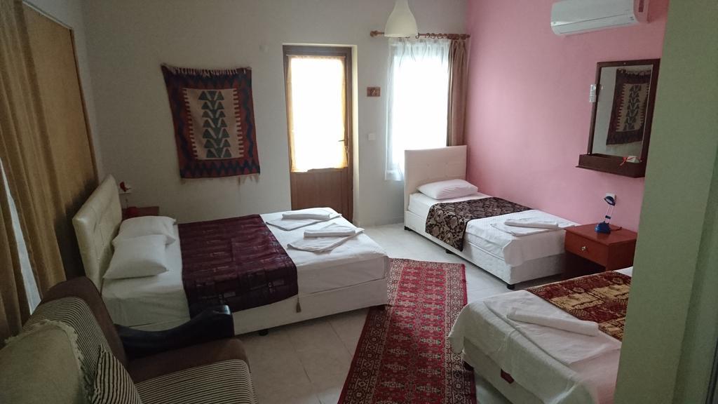 Sirius Hotel Далян Екстериор снимка